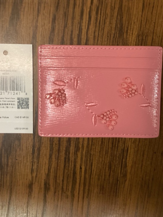 kate spade Handbags - Kate Spade Floral Card Holder in Grapefruit Soda With Dust Bag, NWT